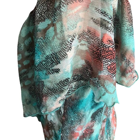 Zac & Rachel teal abstract animal print flowy blouse, sz S, artsy, banded waist - Picture 8 of 10